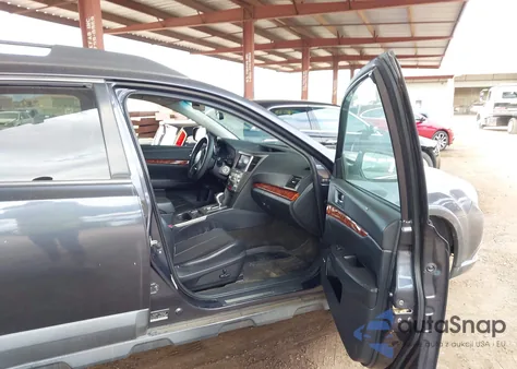 2012 Subaru Outback 2.5I Limited z USA, uszkodzony, nr VIN 4S4BRBLC4C3272291